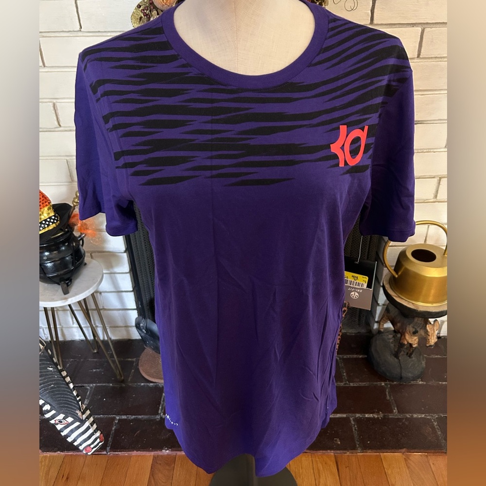 Nike Dri-Fit Purple Men’s Top NWT Size Small